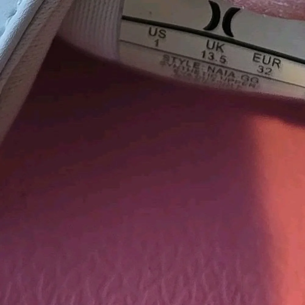 Hurley girl slide